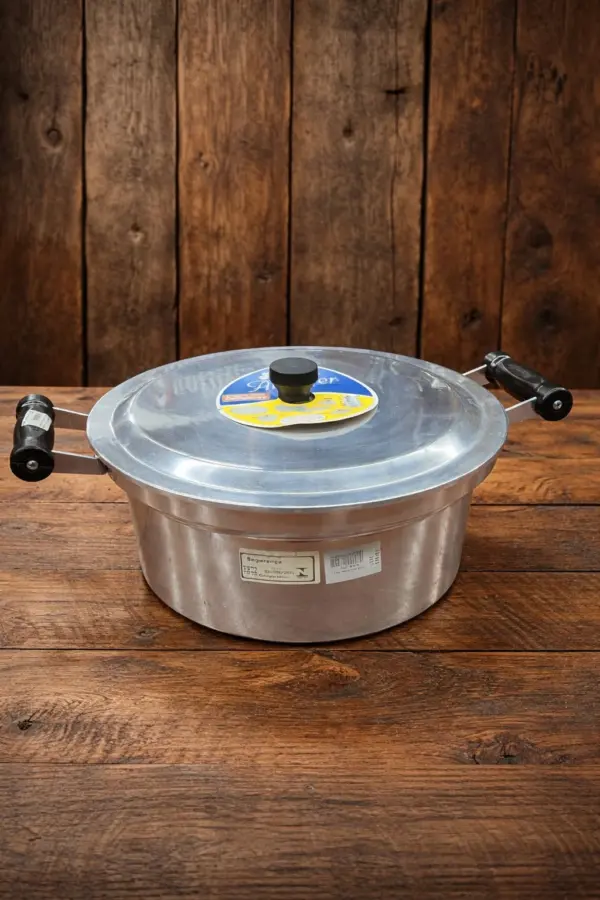 ffc037351a394e5bae5ac28fa54e0628.webp panela ferro branc0