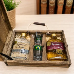 2 Cachaça 160ml C/Estojo De Madeira 2 Copos